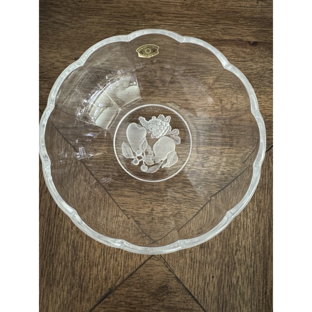 Val St Lambert Crystal Fruit Bowl Frosted Grapes Pear Scalloped Edge Belgium